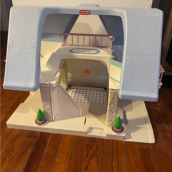 Vintage 1989 Little Tikes Dollhouse no accessories - Picture 10 of 10